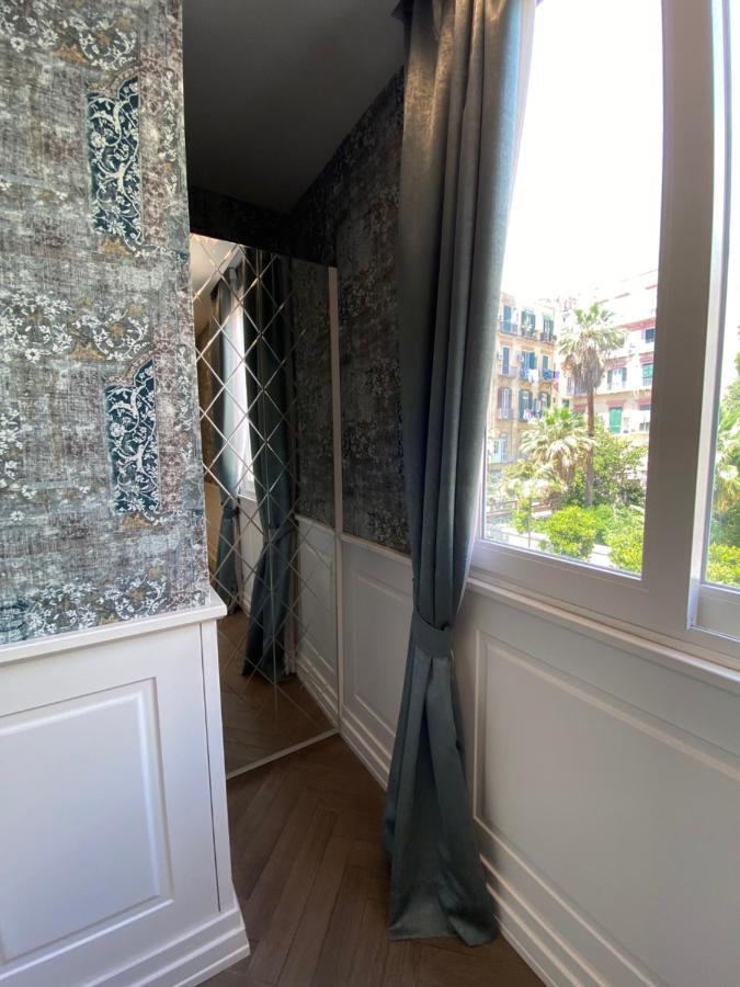 Bed and Breakfast Relais Piazza Vittoria Neapel Exterior foto